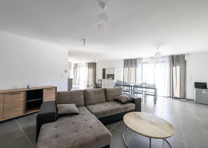 Les Deux Mers サント・マキシム